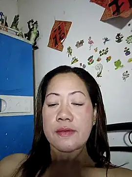 Snapshot of SweetASS6969 chatting on 10-11-25, 05:44 SweetASS6969 online show from 10-11-25, 05:44