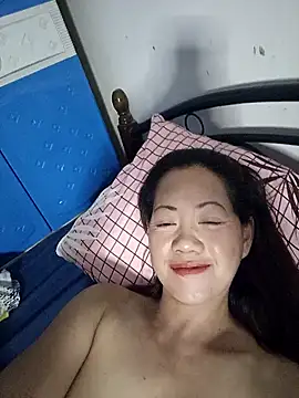 Snapshot of SweetASS6969 chatting on 11-03-25, 02:40 SweetASS6969 online show from 11-03-25, 02:40