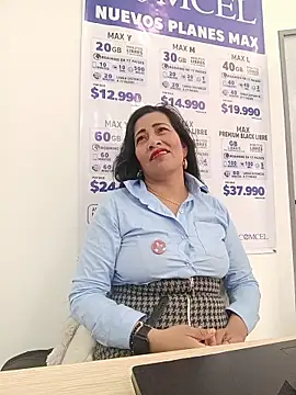 PAULA20- online show from 11-10-25, 01:54