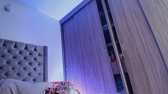 dreamsussi online show from 11-03-25, 07:59