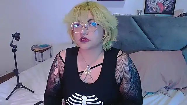 Snapshot of XxGreenGoodxX chatting on 02-01-26, 05:11 XxGreenGoodxX online show from 02-01-26, 05:11