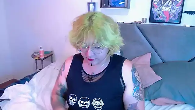 Snapshot of XxGreenGoodxX chatting on 02-02-26, 06:50 XxGreenGoodxX online show from 02-02-26, 06:50