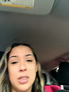 Snapshot of theviberoom chatting on 01-08-26, 05:59 theviberoom online show from 01-08-26, 05:59