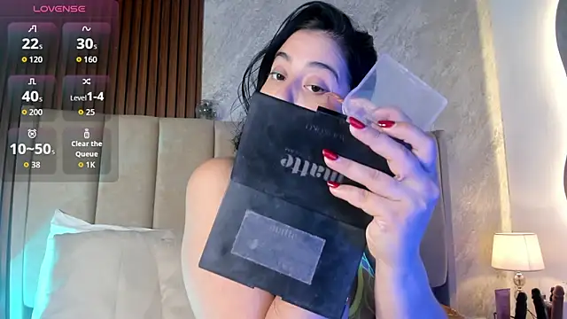  Cris Spicy  online show from 01-12-26, 07:41