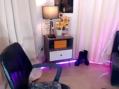 The Fucking Dolls online show from 11-26-25, 09:32