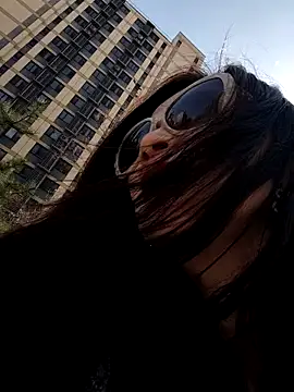 Snapshot of wsyx326 chatting on 04-06-26, 06:47 wsyx326 online show from 04-06-26, 06:47