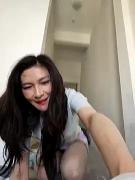 Snapshot of wsyx326 chatting on 04-11-26, 06:29 wsyx326 online show from 04-11-26, 06:29