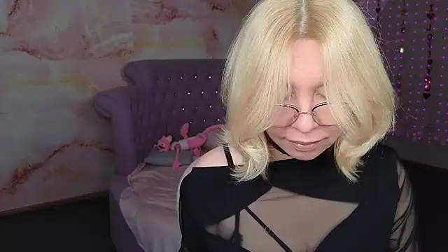 Wendy Waves online show from 09-13-25, 10:48