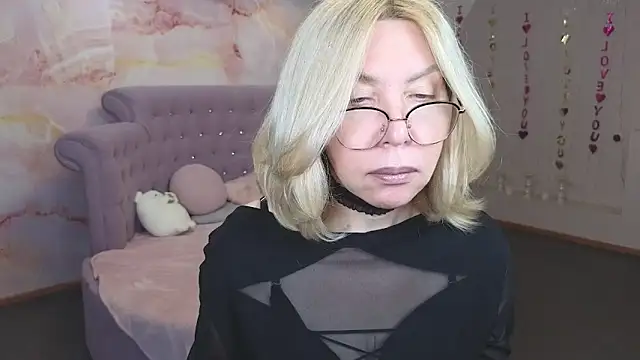 Wendy Waves online show from 09-27-25, 10:53