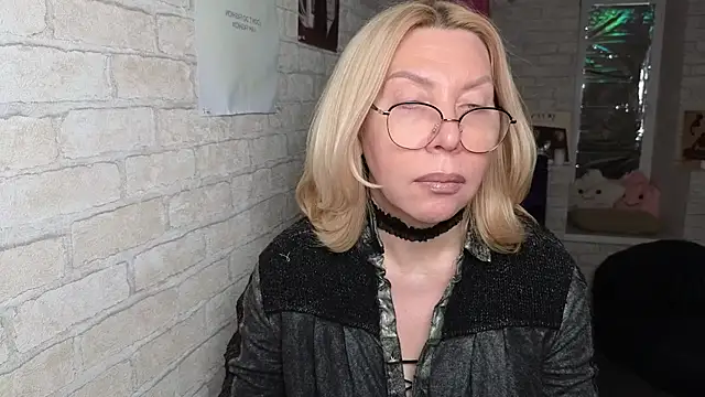 Wendy Waves online show from 10-02-25, 12:23