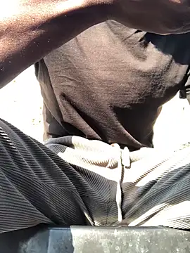 Snapshot of cuminsidebby chatting on 11-06-25, 04:57 cuminsidebby online show from 11-06-25, 04:57