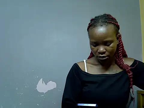 Sweetlanah online show from 10-28-25, 04:53