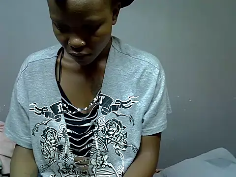 Sweetlanah online show from 11-02-25, 09:50