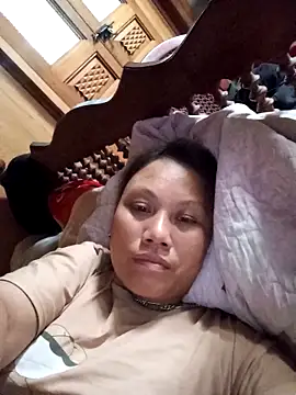 Snapshot of Bibilenu chatting on 10-08-25, 12:52 Bibilenu online show from 10-08-25, 12:52