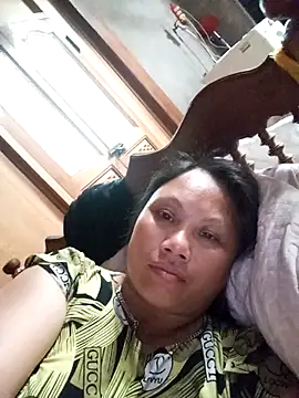 Snapshot of Bibilenu chatting on 10-16-25, 06:14 Bibilenu online show from 10-16-25, 06:14