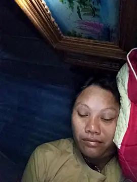 Snapshot of Bibilenu chatting on 10-19-25, 11:05 Bibilenu online show from 10-19-25, 11:05