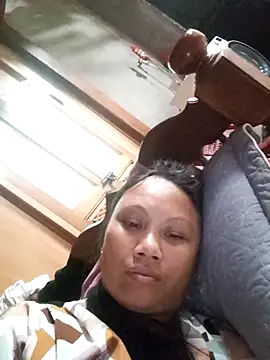 Snapshot of Bibilenu chatting on 10-26-25, 01:44 Bibilenu online show from 10-26-25, 01:44