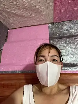 Old girl online show from 09-19-25, 03:41