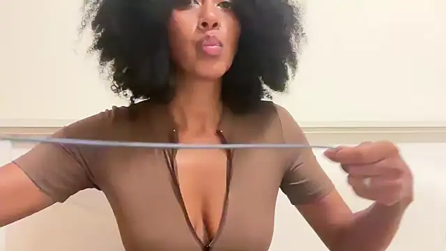 Vaylisse online show from 11-02-25, 06:10