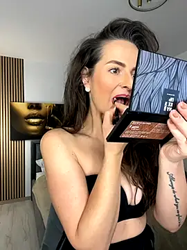 BarbaraXoXoX online show from 10-16-25, 05:08