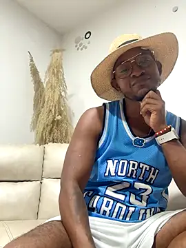 AndyCalifornia1 online show from 11-02-25, 07:11