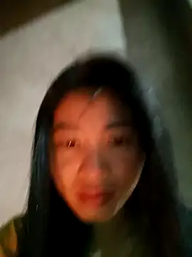 Snapshot of Phuongphuongg chatting on 11-01-25, 11:18 Phuongphuongg online show from 11-01-25, 11:18