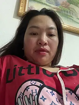 Snapshot of Nhung584 chatting on 09-24-25, 01:25 Nhung584 online show from 09-24-25, 01:25