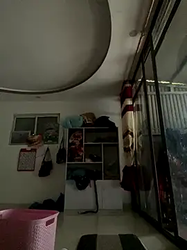 Snapshot of Nhung584 chatting on 09-28-25, 11:43 Nhung584 online show from 09-28-25, 11:43