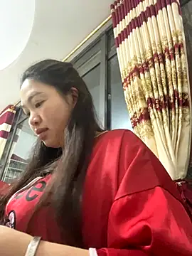 Snapshot of Nhung584 chatting on 10-08-25, 02:14 Nhung584 online show from 10-08-25, 02:14