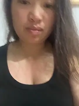 Snapshot of Nhung584 chatting on 10-10-25, 12:48 Nhung584 online show from 10-10-25, 12:48