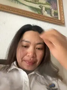 Snapshot of Nhung584 chatting on 11-06-25, 07:09 Nhung584 online show from 11-06-25, 07:09