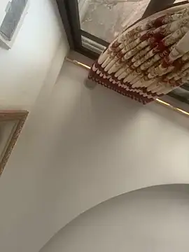 Snapshot of Nhung584 chatting on 11-09-25, 01:37 Nhung584 online show from 11-09-25, 01:37