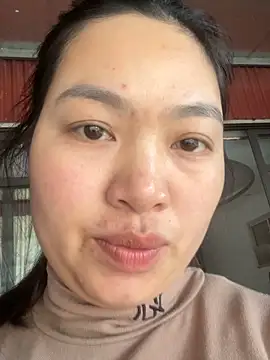 Snapshot of Nhung584 chatting on 11-14-25, 08:02 Nhung584 online show from 11-14-25, 08:02