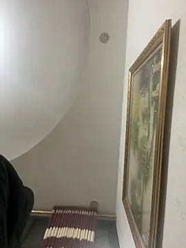 Snapshot of Nhung584 chatting on 11-23-25, 01:00 Nhung584 online show from 11-23-25, 01:00