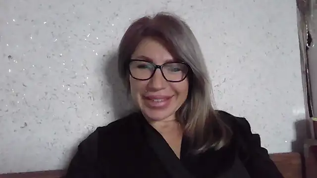 fox red lady7 online show from 02-14-26, 10:23