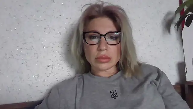 fox red lady7 online show from 04-12-26, 08:41