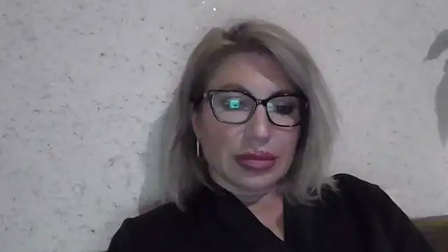 fox red lady7 online show from 04-12-26, 08:58