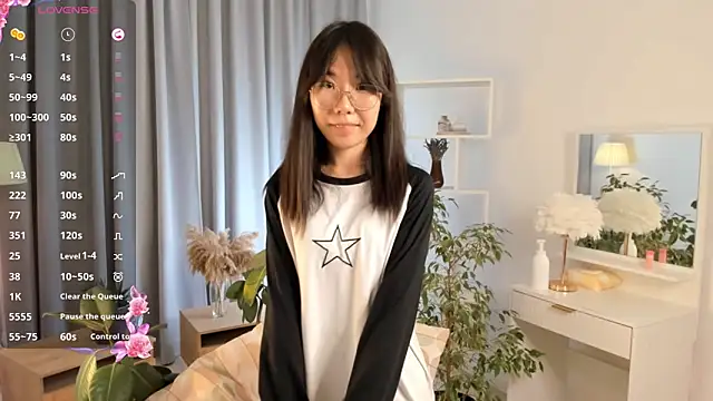 UdelaDodson online show from 10-03-25, 03:09