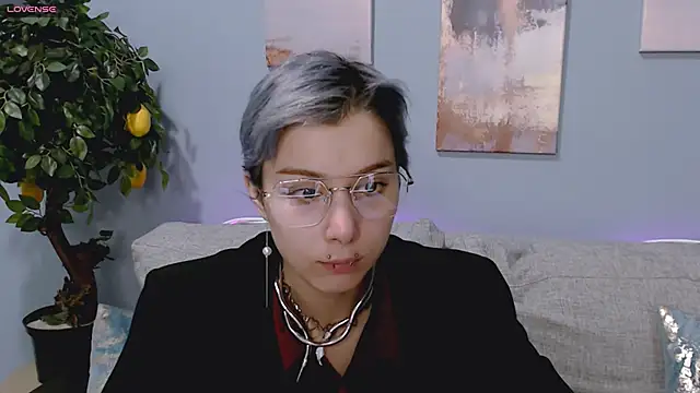 SophieAsh online show from 09-30-25, 07:02