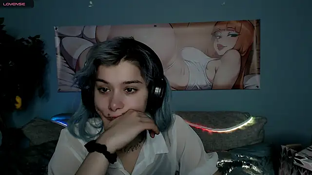 SophieAsh online show from 10-07-25, 07:49