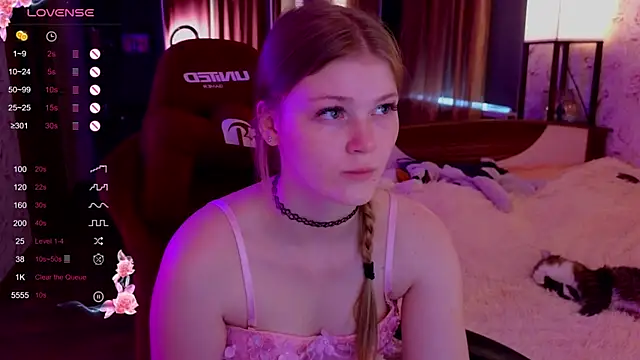 Snapshot of Jenny_Skinner20 chatting on 10-05-25, 10:57 Jenny Skinner20 online show from 10-05-25, 10:57