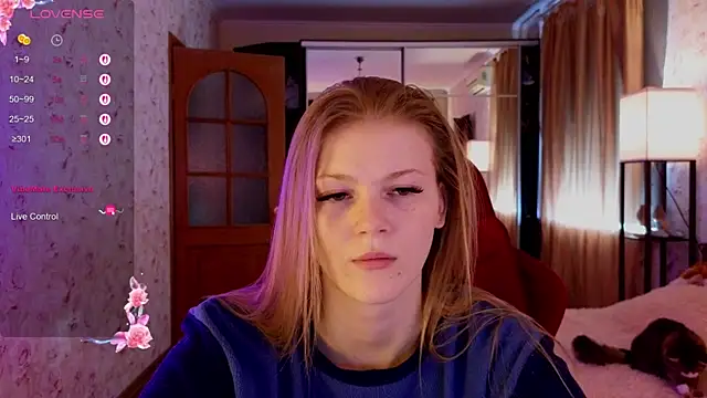 Snapshot of Jenny_Skinner20 chatting on 10-07-25, 10:56 Jenny Skinner20 online show from 10-07-25, 10:56