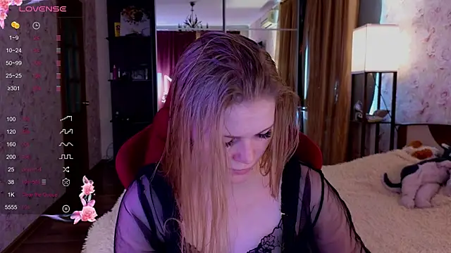 Snapshot of Jenny_Skinner20 chatting on 10-14-25, 08:04 Jenny Skinner20 online show from 10-14-25, 08:04