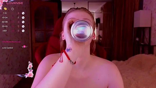 Snapshot of Jenny_Skinner20 chatting on 10-15-25, 03:12 Jenny Skinner20 online show from 10-15-25, 03:12