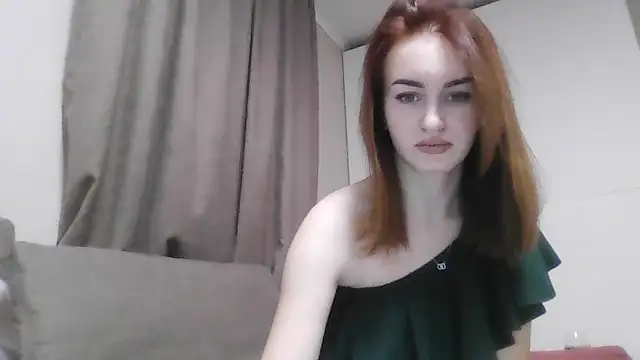 Snapshot of Requellia chatting on 11-02-25, 06:54 Requellia online show from 11-02-25, 06:54