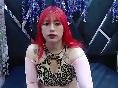 Snapshot of Melody_Klum_ chatting on 12-18-25, 02:12 Melody Klum online show from 12-18-25, 02:12