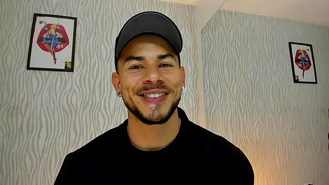 Snapshot of dylan_jacobx chatting on 10-12-25, 02:54 dylan jacobx online show from 10-12-25, 02:54