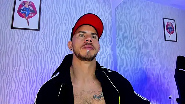 Snapshot of dylan_jacobx chatting on 11-22-25, 04:22 dylan jacobx online show from 11-22-25, 04:22