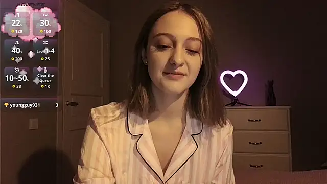 white liillyy online show from 11-10-25, 09:36