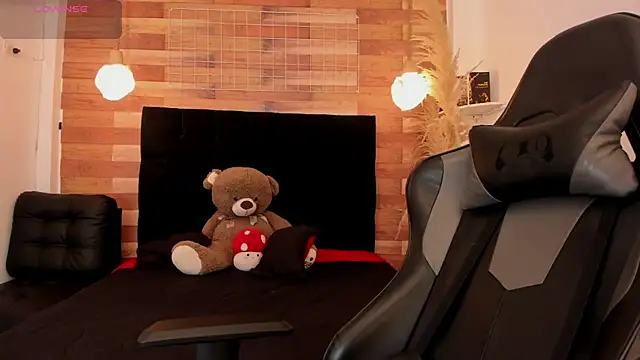 Emily brown04 online show from 11-04-25, 11:09